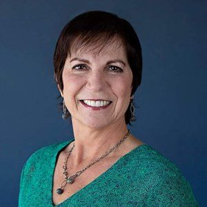 Meet your Posher, Darlene